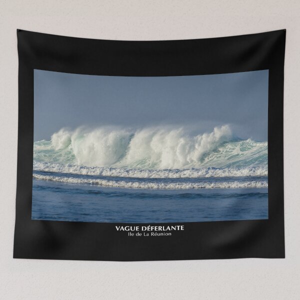 Item preview, Ola rompiendo en Isla Reunión designed and sold by Gaël FONTAINE.
