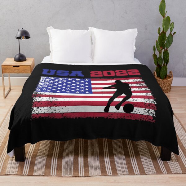 Artikelvorschau, Usa Soccer Team Football United States Flag 2022 Cup T-Shirt entworfen und verkauft von Knight-Saverin.