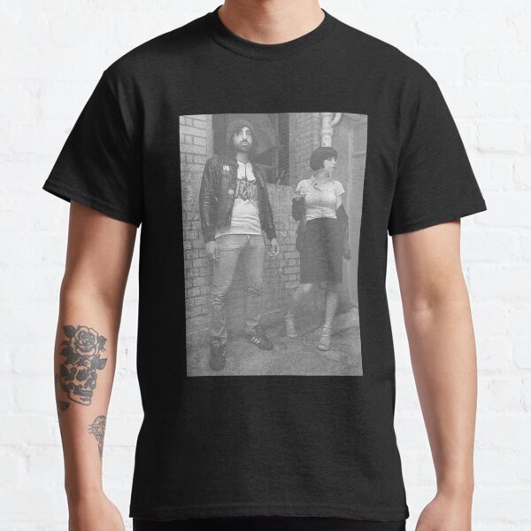 Crystal Castles Band T-Shirt for Men Round Neck Short Sleeve Top Tee,  Black, Small : : Clothing, Shoes & Accessories