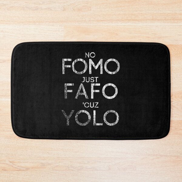 Artikelvorschau, Kein FOMO, nur FAFO, weil YOLO lustige Grafik im Distressed Viintage-Look entworfen und verkauft von apathecary.
