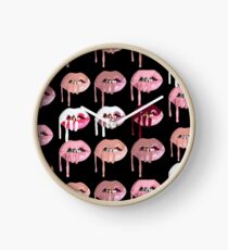 Kylie Jenner lips Clock