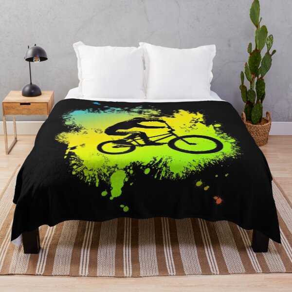 Aperçu de l'œuvre Vélo de coloriage Bmx avec une belle roue, des cascades, des pédales et des ponts créée et vendue par leythtern.