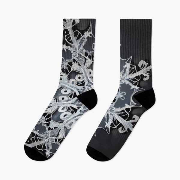 Artikelvorschau, Elegant Photographic Black and White Snowflake Winter Digital Painting entworfen und verkauft von CodeAndColors.