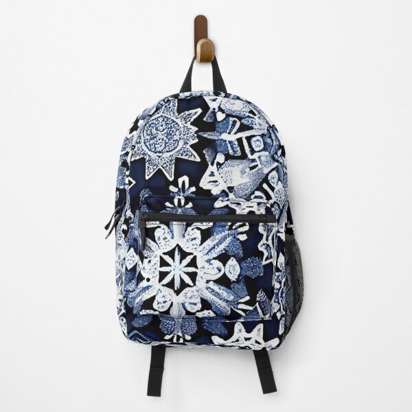 Artikelvorschau, White and Blue Snowflake Winter Pattern Digital Painting entworfen und verkauft von CodeAndColors.