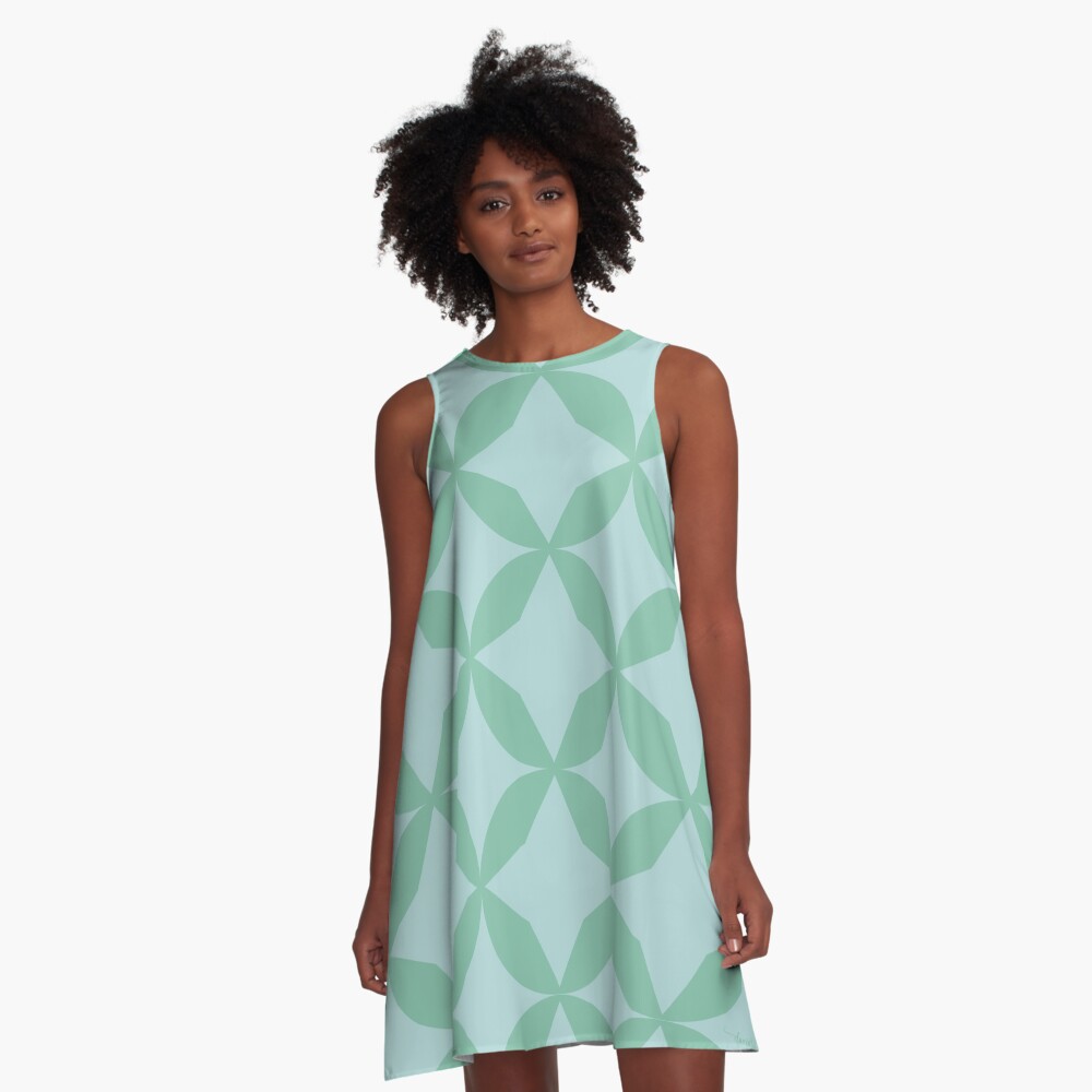 Vista previa del artículo con la obra «Vestido acampanado», diseñado y vendido por AnaidZahori.