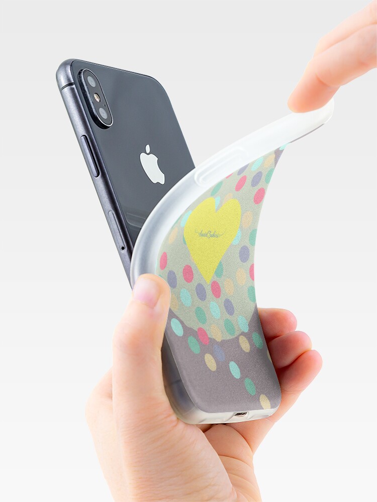 Imagen 4 de 5, Funda de iPhone con la obra Corazón en explosión, diseñada y vendida por AnaidZahori.