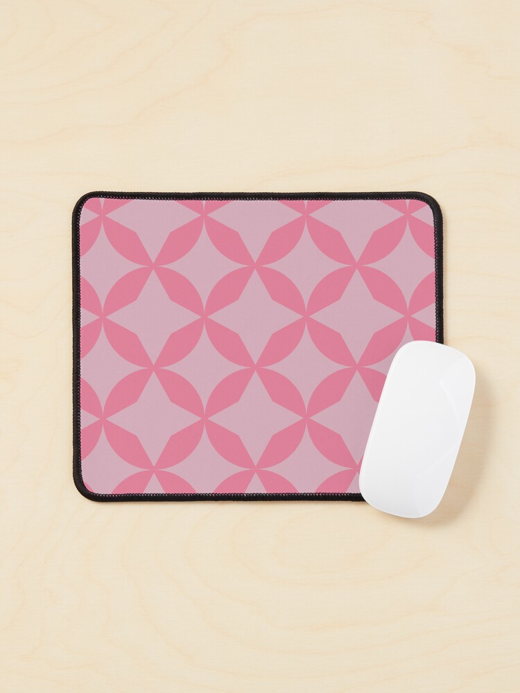 Imagen 1 de 5, Alfombrilla de ratón con la obra Geometric Rosa, diseñada y vendida por AnaidZahori.