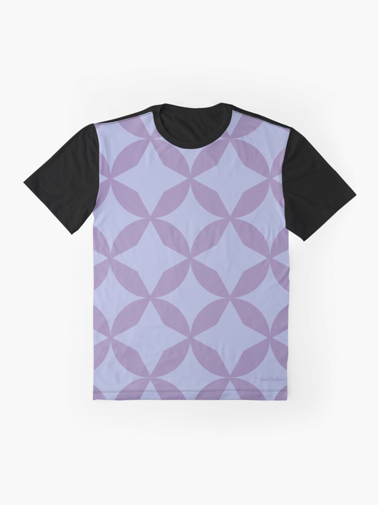 Imagen 4 de 5, Camiseta gráfica con la obra Geometric Lila, diseñada y vendida por AnaidZahori.