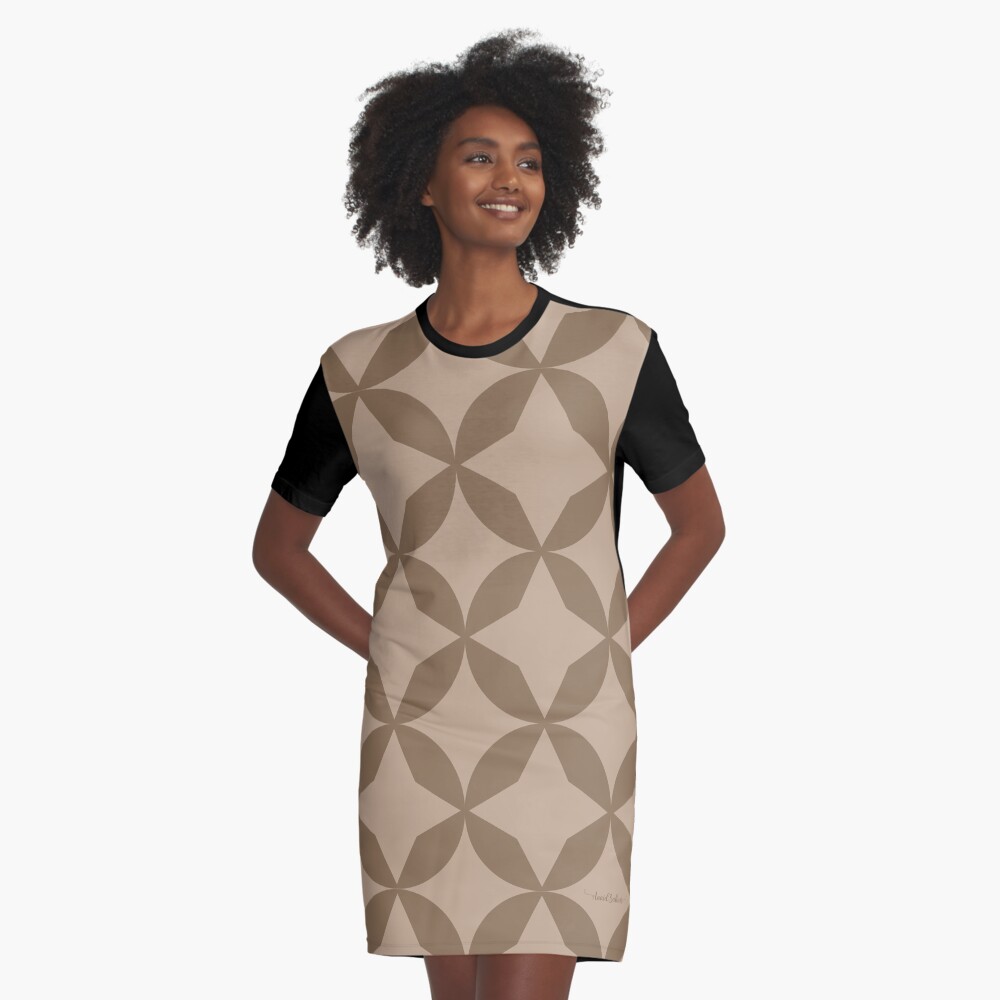 Vista previa del artículo con la obra «Vestido camiseta», diseñado y vendido por AnaidZahori.