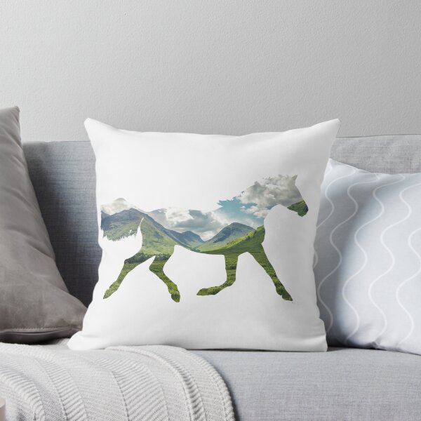 Aperçu de l'œuvre Silhouette de cheval à cheval dans des montagnes de rêve créée et vendue par LightyearDesign.