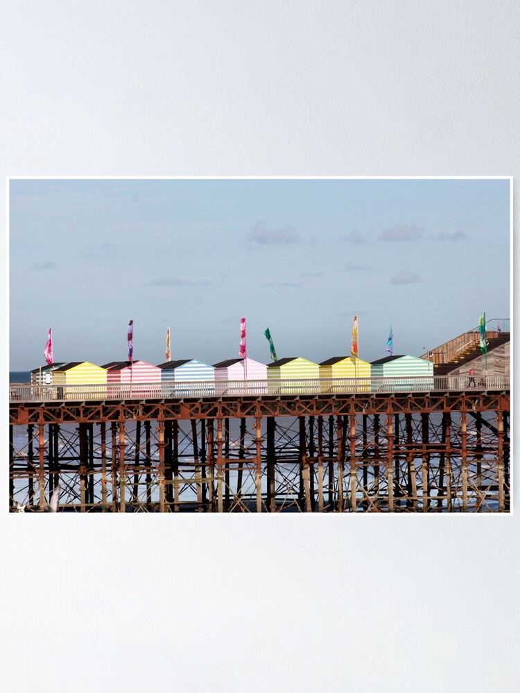 Alternative Ansicht von Hastings Pier ausgezeichnet Poster