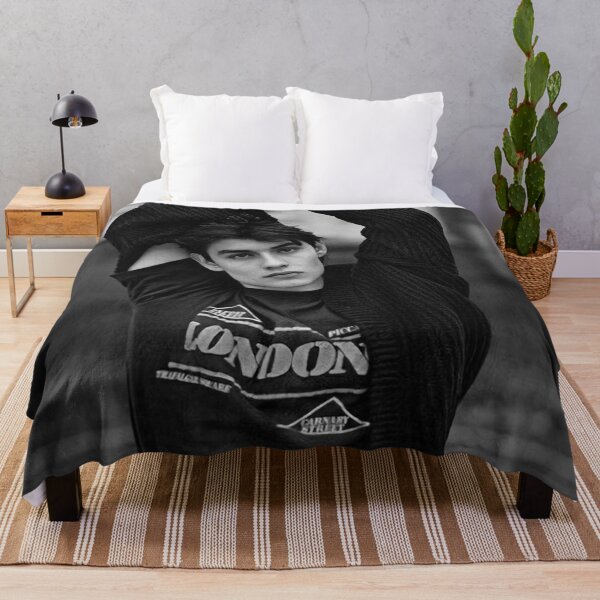 Louis Partridge Collage Throw Blanket Blankets For Bed Retro