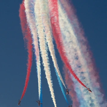 Artwork thumbnail, Red Arrows by Mike Rivett