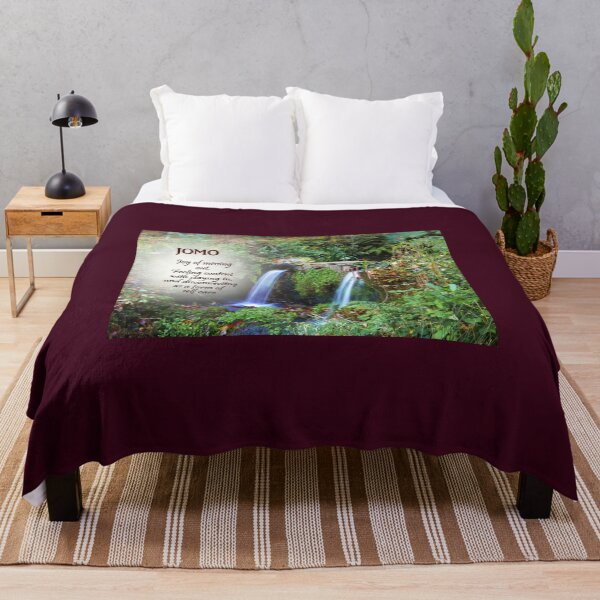 Item preview, JOMO designed and sold by Vaengi.