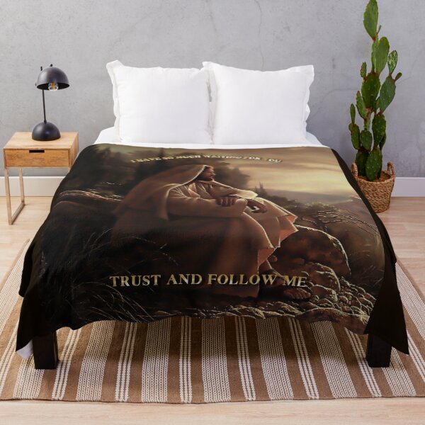 Item preview, JESÚS TE AMA MUCHO designed and sold by THE AMERICAN TEEVANGELIST.