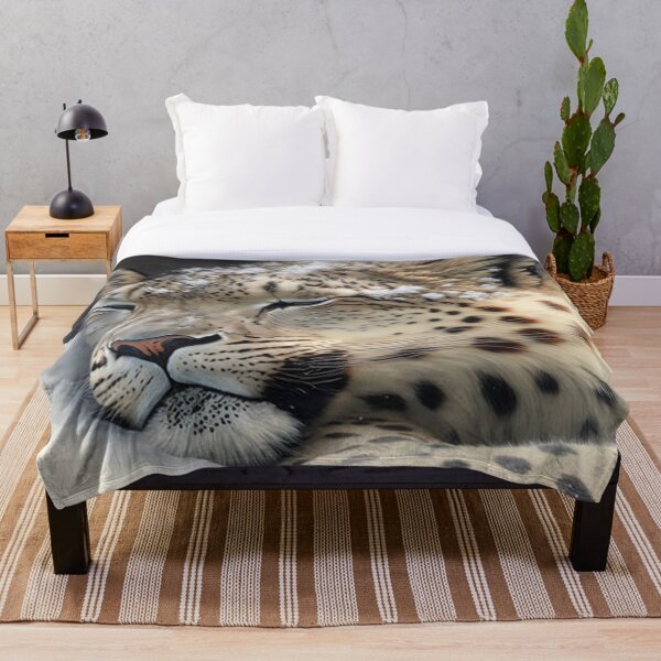 Item preview, Leopardo de las nieves durmiendo designed and sold by GummywormDesign.