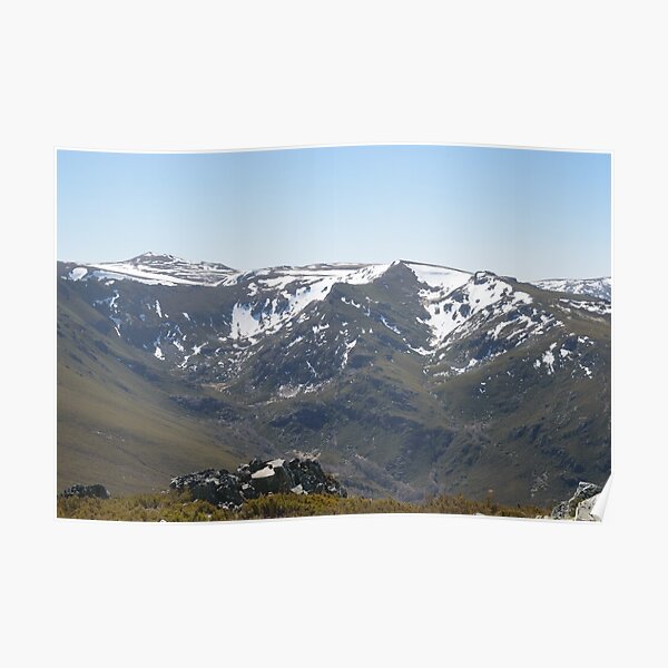 Views to the mountain Póster