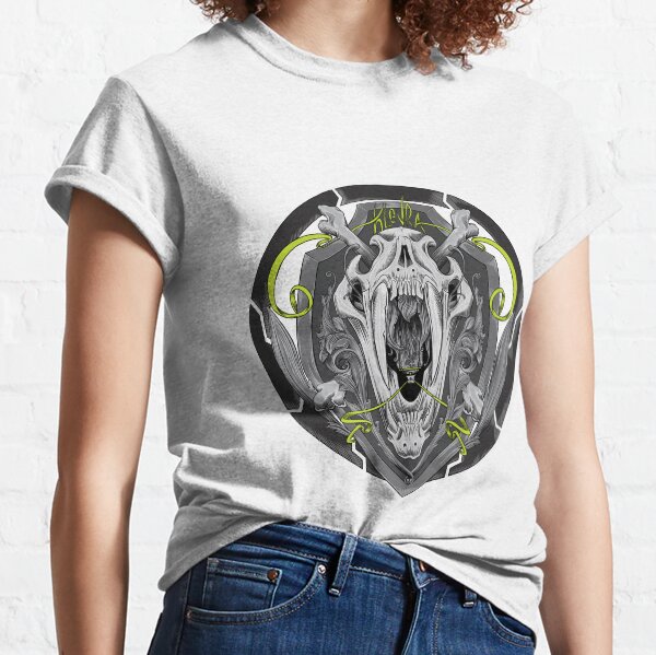 sabertooth skull Classic T-Shirt