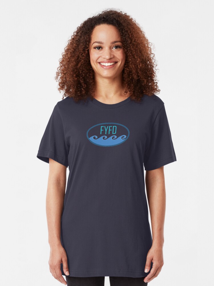 Alternate view of Wavy Kelvin-Helmholtz Logo Slim Fit T-Shirt