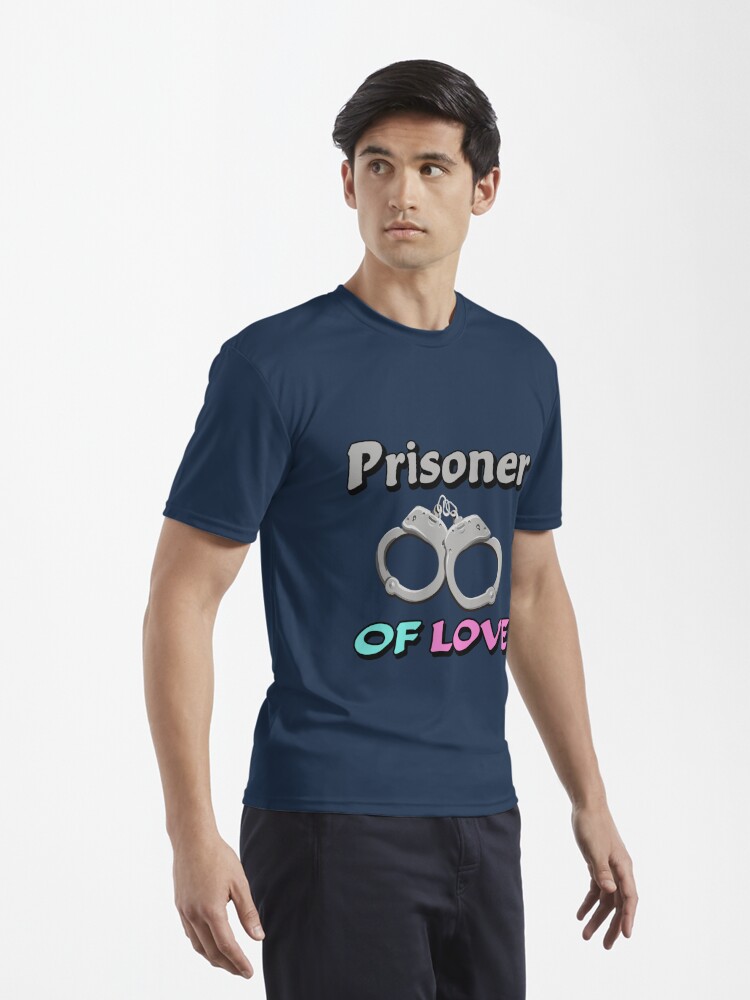 Knacki 1 prisoner of love' Men's T-Shirt