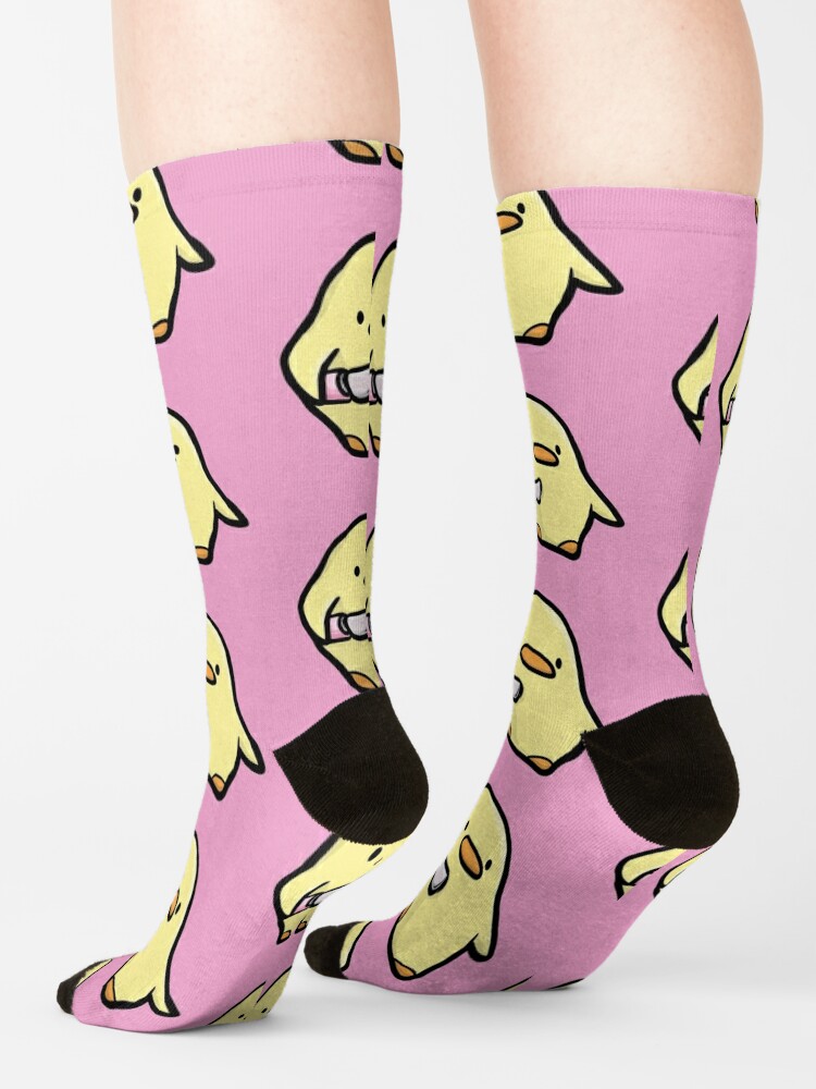 Disover Funny Chick Fight Me Socks