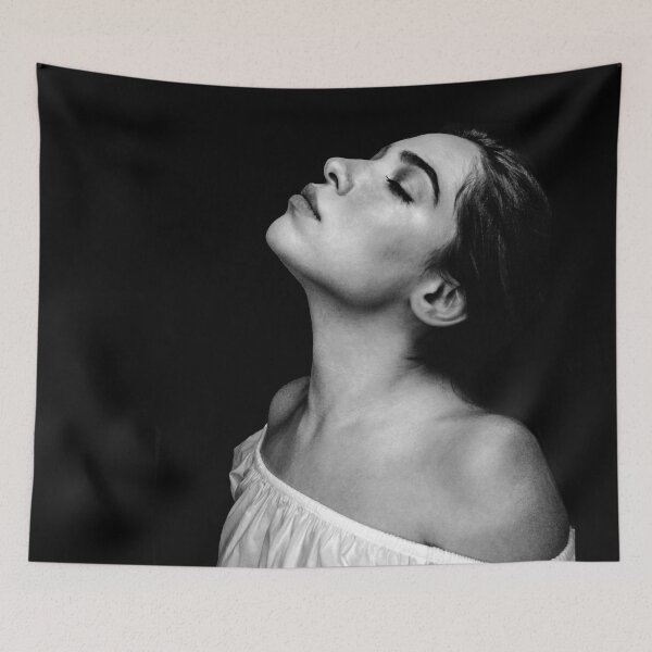 Item preview, I mujer designed and sold by Peter Stratton.