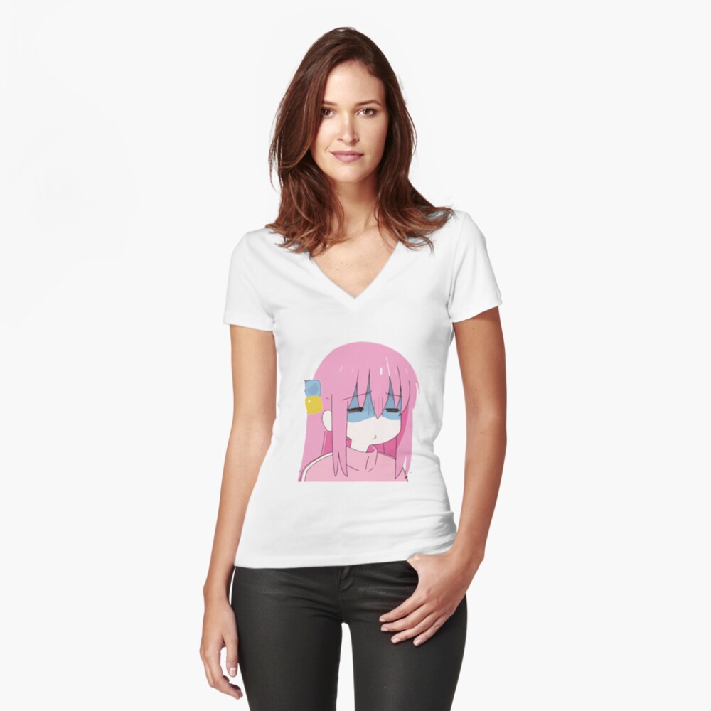 Aperçu de l'œuvre T-shirt moulant col V créée et vendue par Mahisterha.