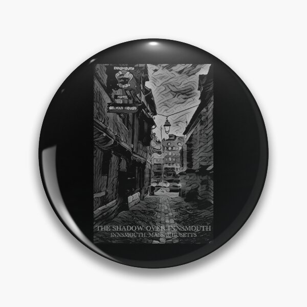 Artikelvorschau, Der Schatten über Innsmouth – Gilman House (Schwarz & Weiß) – Besuchen Sie die zyklopische Stadt Y'ha-nthlei, Heimat der Tiefen – spcreationsco22 entworfen und verkauft von SpCreationsCo22.