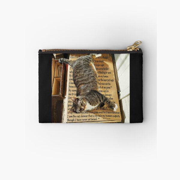 Item preview, gato literario designed and sold by MGSpear.