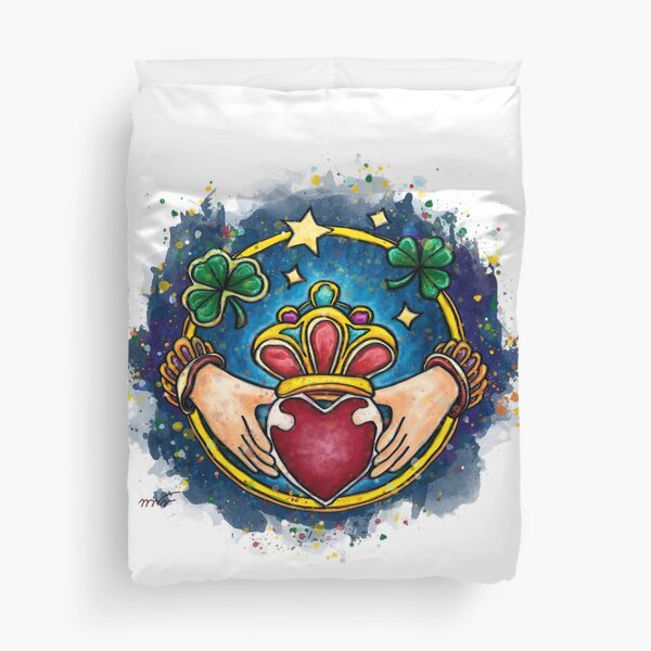 Claddagh ring with bright colors, love loyalty and friendship symbol Duvet Cover