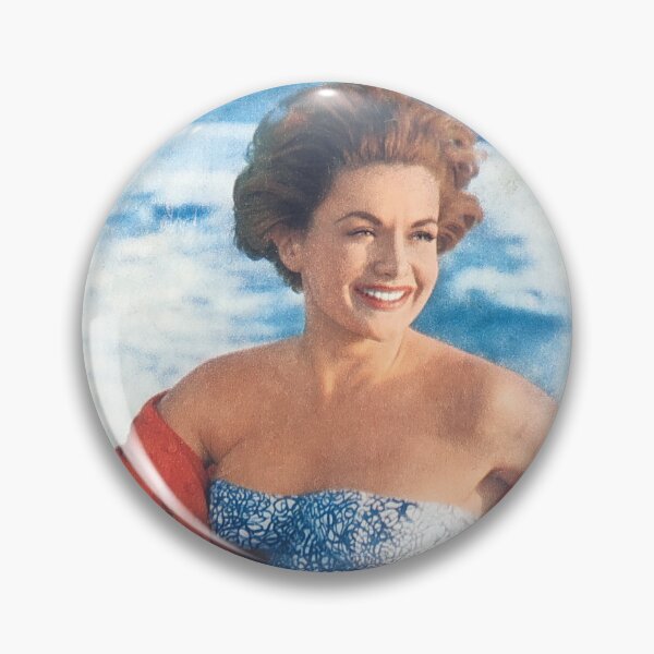 Artikelvorschau, Cannes Beach Babe im Stil der 60er Jahre entworfen und verkauft von JonDelorme.