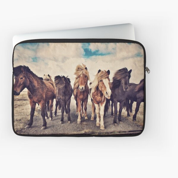 Aperçu de l'œuvre Chevaux sur la route créée et vendue par TheAnimalZ00.