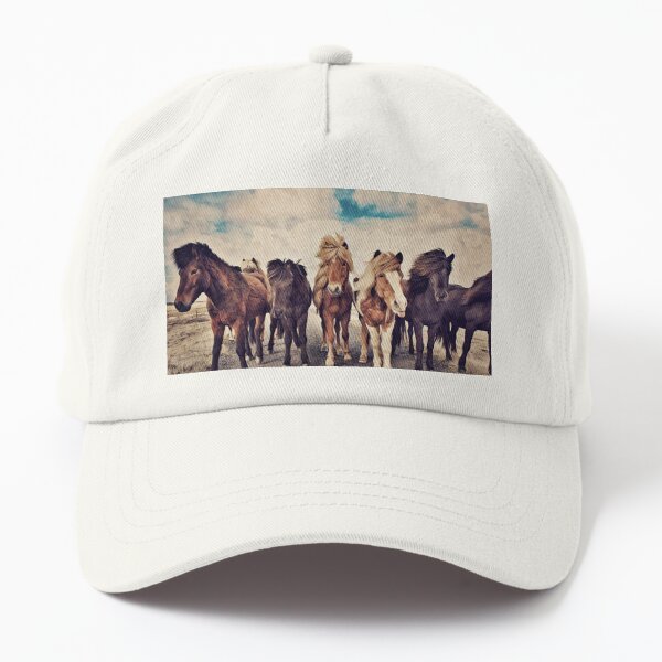Aperçu de l'œuvre Chevaux sur la route créée et vendue par TheAnimalZ00.
