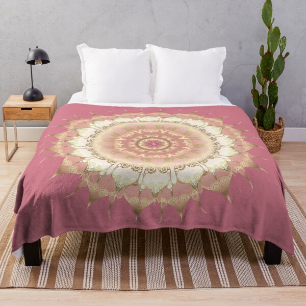 Artikelvorschau, Delicate Gold Rose Mandala on Rose Pink entworfen und verkauft von pearlposition.