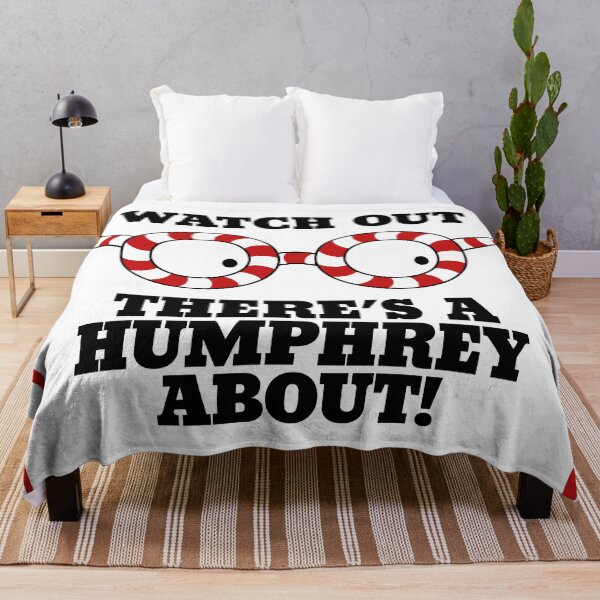 Aperçu de l'œuvre NDVH Humphrey créée et vendue par Nik’s T-Shirts.