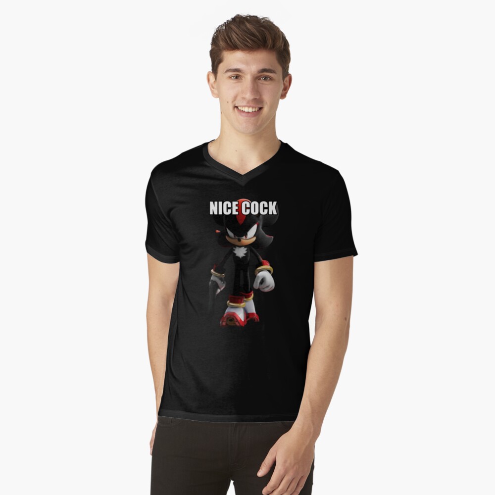 Vista previa del artículo con la obra «Camiseta de cuello en V», diseñado y vendido por DigitalLinks.