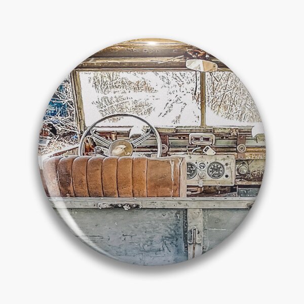 Aperçu de l'œuvre Land Rover - rust interieur créée et vendue par iDdesignArt.