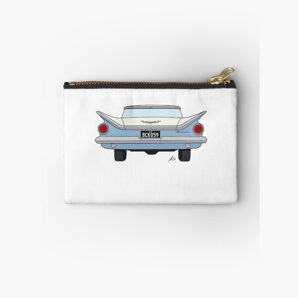 Aperçu de l'œuvre Buick Butt! (Blanc) créée et vendue par Sharon K.