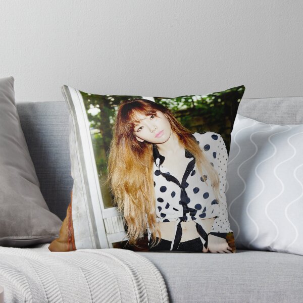 Item preview, GIRLS GENERATION TTS HOLLER TAEYEON designed and sold by SNSDEMPORIUM.