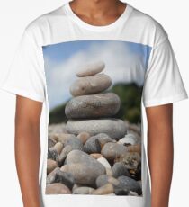 Pebble sculpture Long T-Shirt
