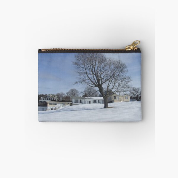 Item preview, Watch Hill Winter 2015  WH Court designed and sold by Maureen Zaharie.