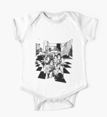 Busting Ghosts (Redada Fantasma) One Piece - Short Sleeve