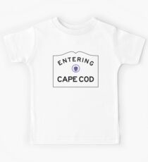 Entering CAPE COD - Commonwealth of Massachusetts Road Sign Kids Tee