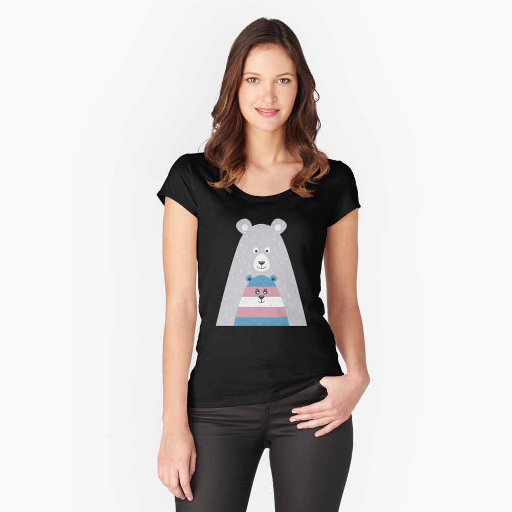 Artikel-Vorschau von Tailliertes Rundhals-Shirt, designt und verkauft von thequeershop.