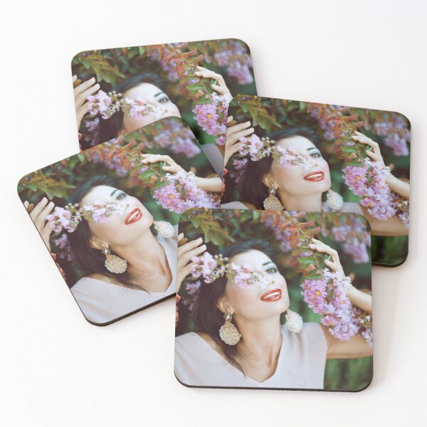 Item preview, Fotografía Sensual, Mujer con Labios Rojos, Mujer con Flores, Dama Sexy, Mujer con Lila designed and sold by SensualArt Designs.
