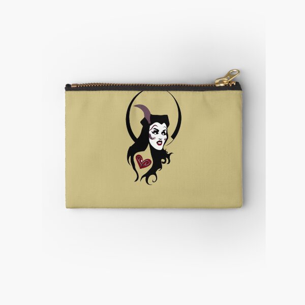 Aperçu de l'œuvre Vampire pin-up créée et vendue par FrogInTheShell.