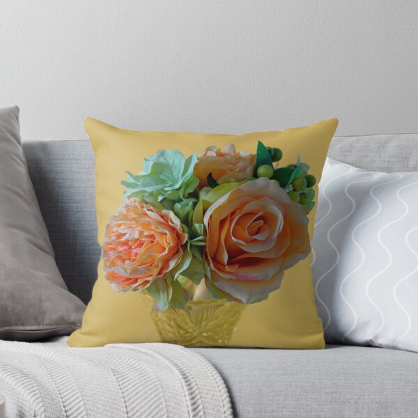 Aperçu de l'œuvre Présentoir vase rose floral sur orange créée et vendue par Stephen Frost.