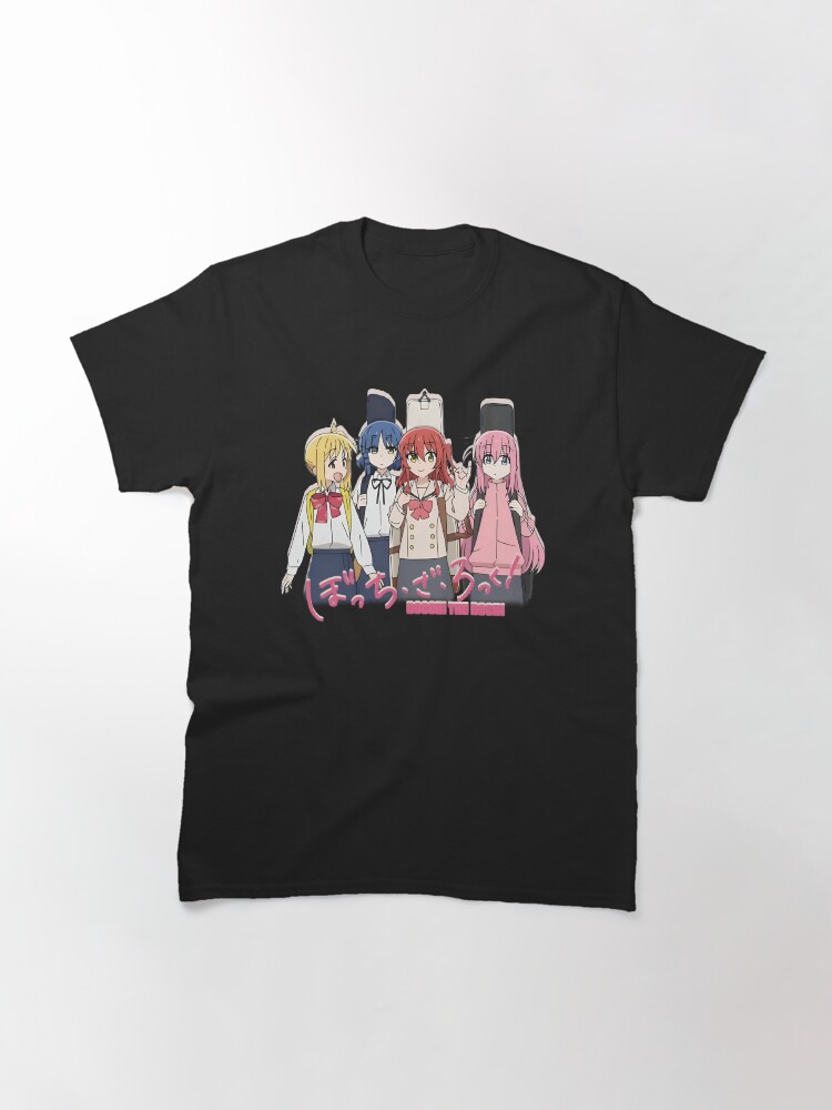 Aperçu 3 sur 7. T-shirt classique avec l'œuvre Bocchi le Rocher créée et vendue par TeddyGotDesigns.