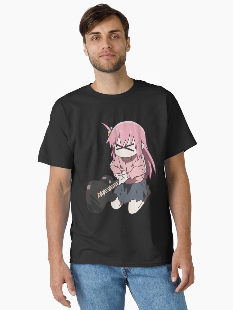 Aperçu 1 sur 7. T-shirt classique avec l'œuvre Bocchi le rock hitori gotou guitare créée et vendue par TeddyGotDesigns.