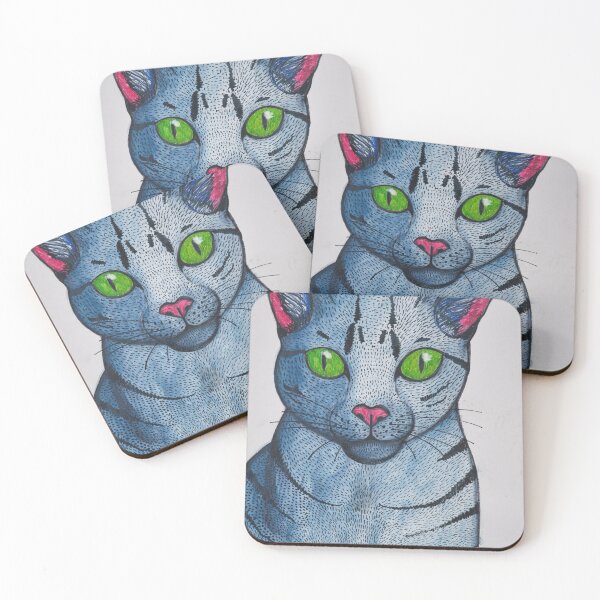 Artikelvorschau, Katze mit grünen Augen und rosa Ohren entworfen und verkauft von Rebekah Gavra.